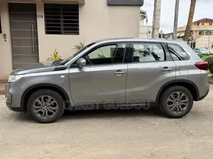 Suzuki Vitara 2021 Gris