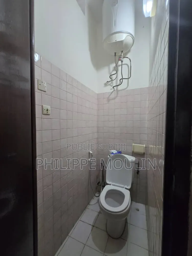 3chbre Appartement dans Cocody 2 Plateaux à Louer