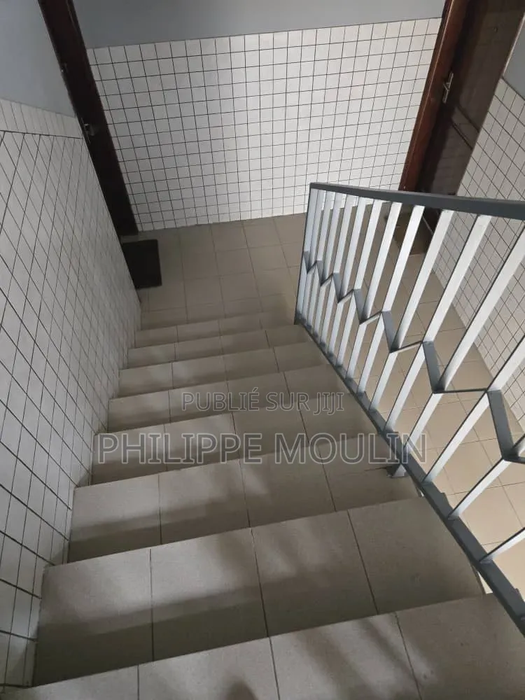 3chbre Appartement dans Cocody 2 Plateaux à Louer