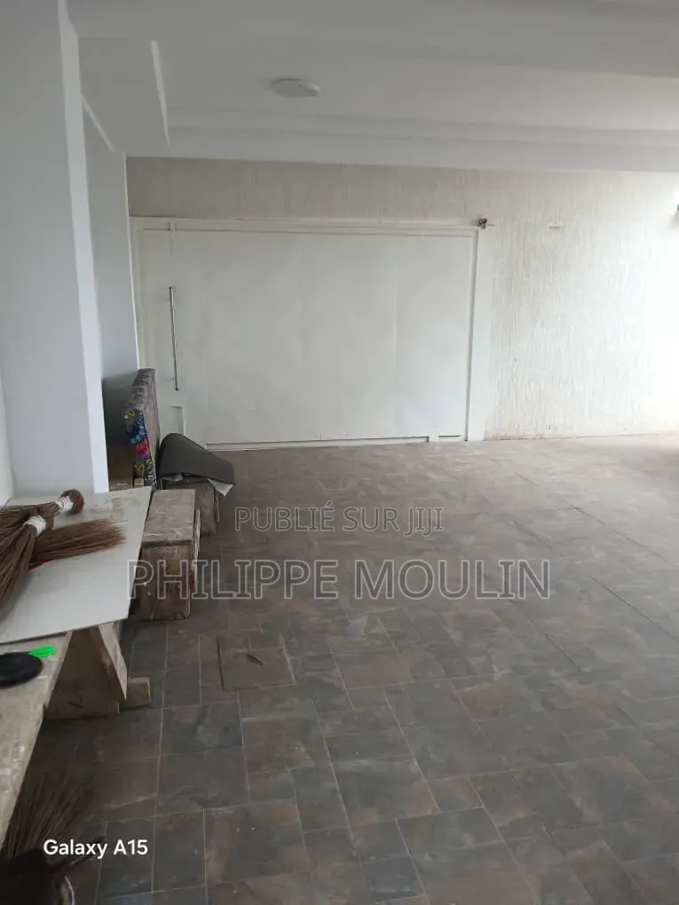 9chbre Villa dans Cocody Faya à Louer