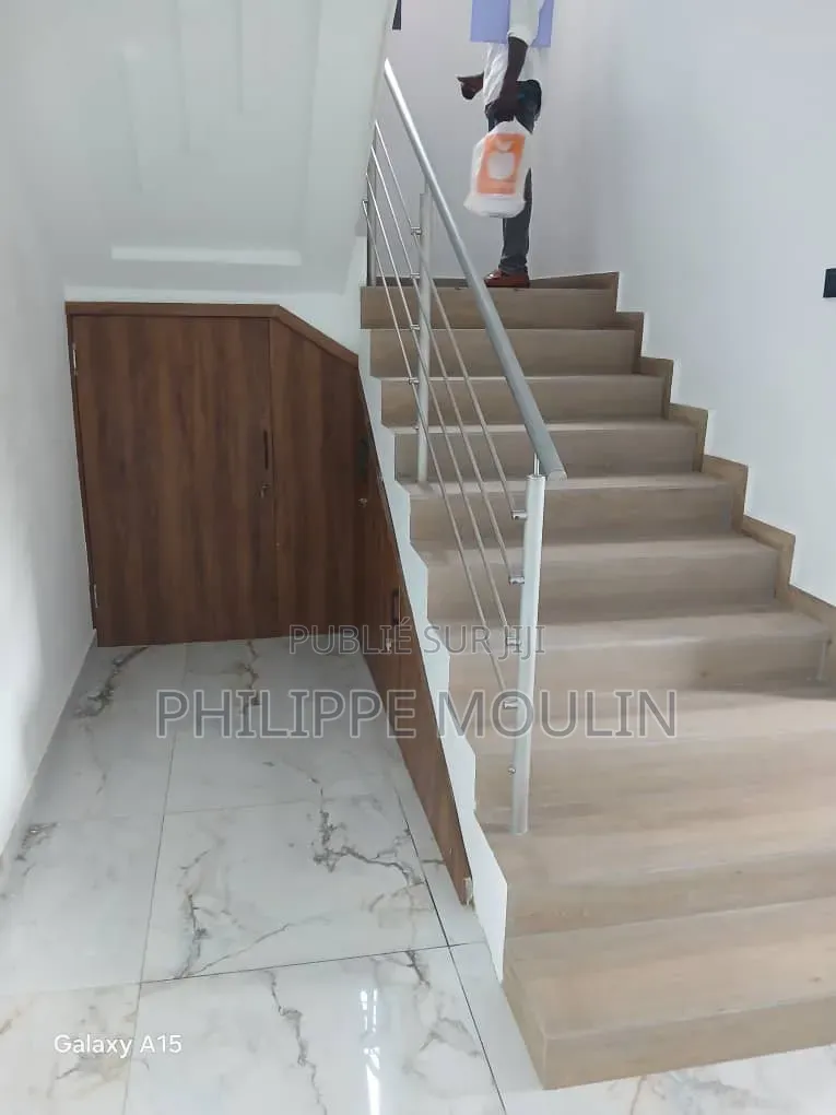 9chbre Villa dans Cocody Faya à Louer