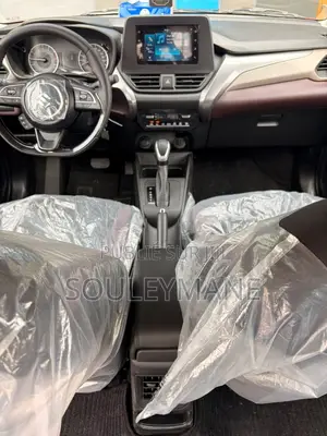 Suzuki Fronx 2025 Rouge