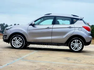 Changan CS35 2020 Gris