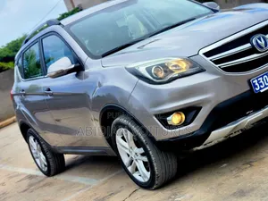 Changan CS35 2020 Gris