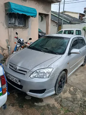 Toyota Corolla 2005 Gris