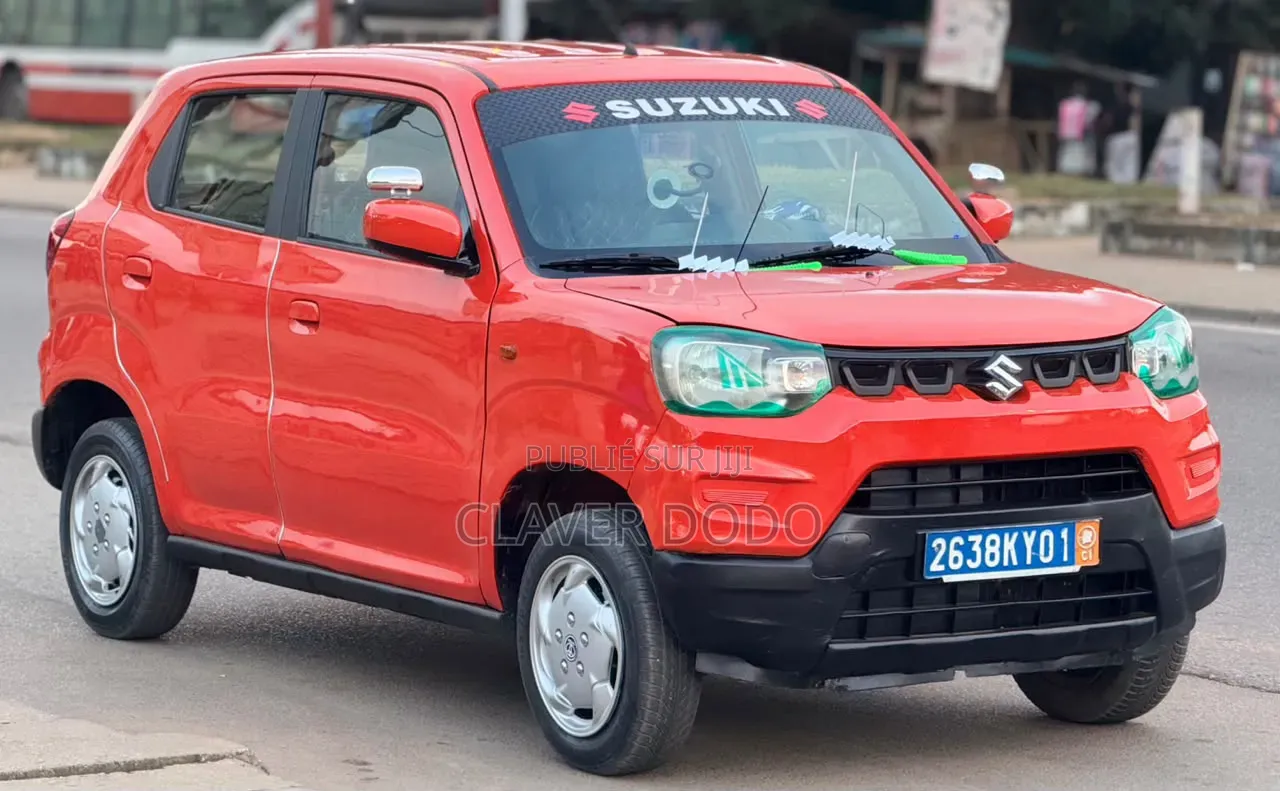 Suzuki S-Presso 2023 Rouge