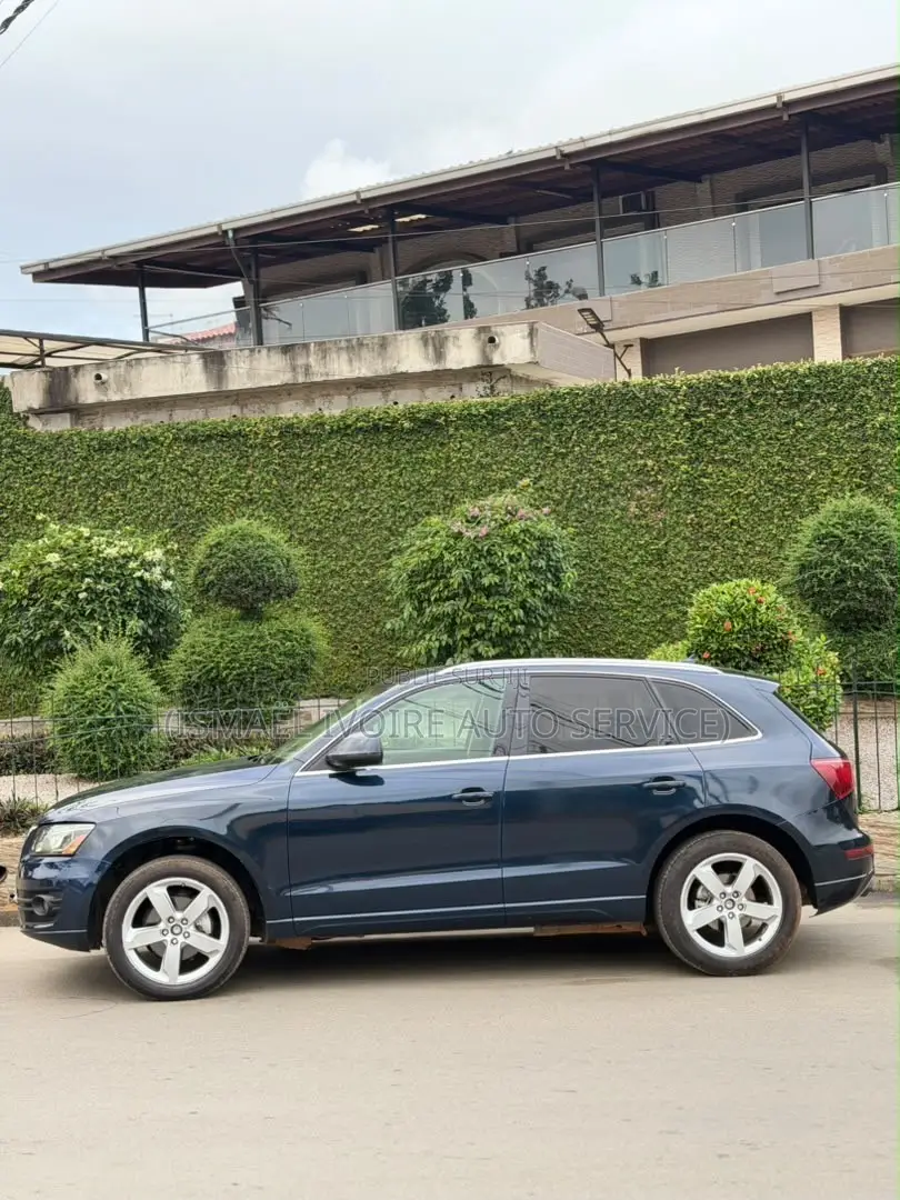 Audi Q5 2010 Bleu