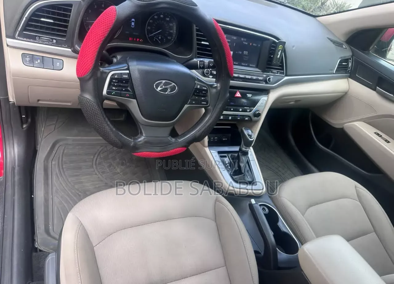Hyundai Elantra SE 2019 Rouge