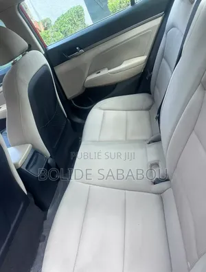 Hyundai Elantra SE 2019 Rouge