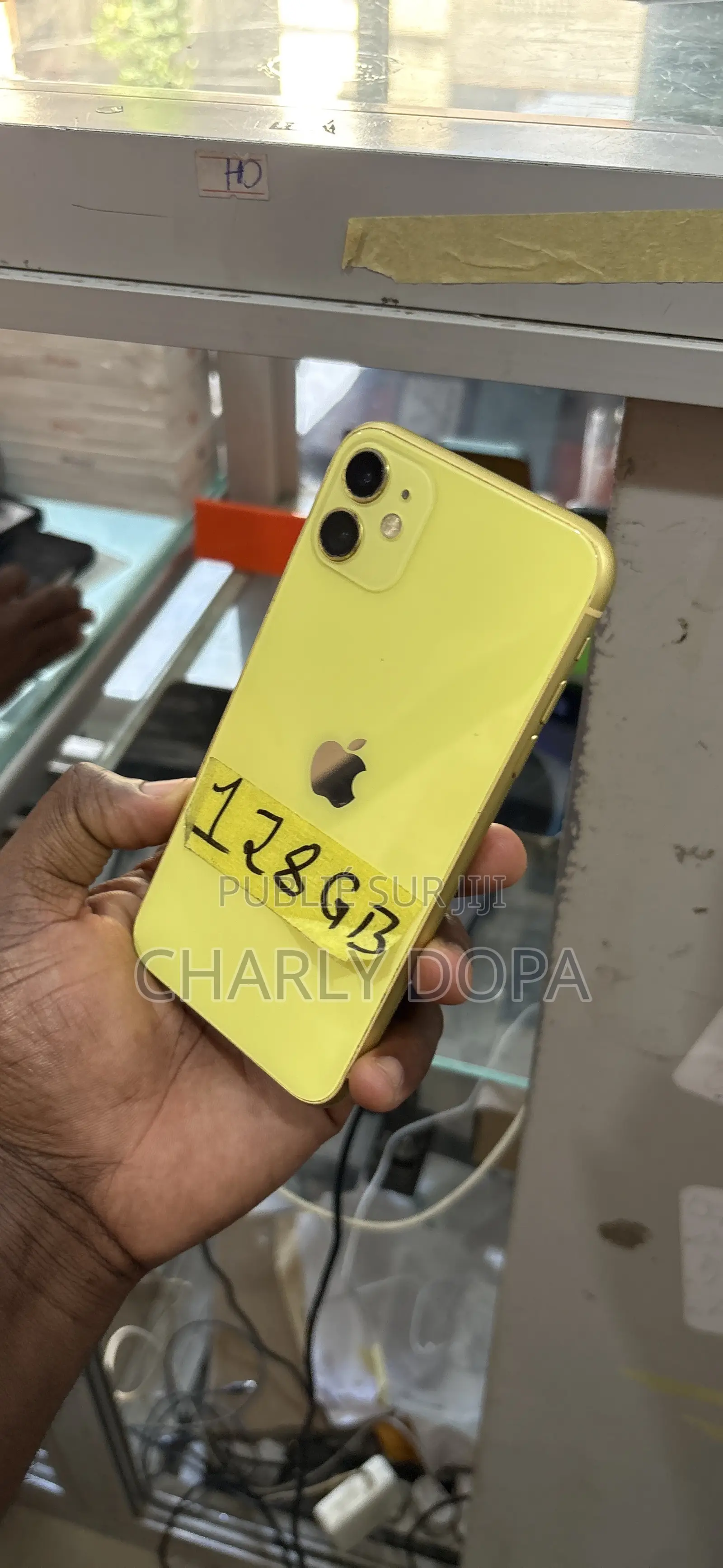 Pomme iPhone 11 128 GB Jaune