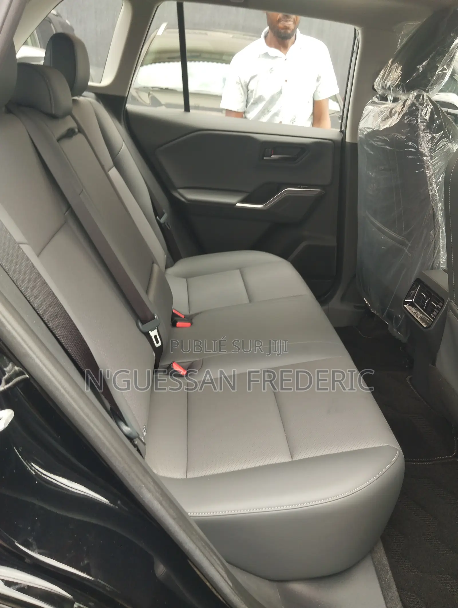 Nouveau Toyota RAV4 2026 Noir