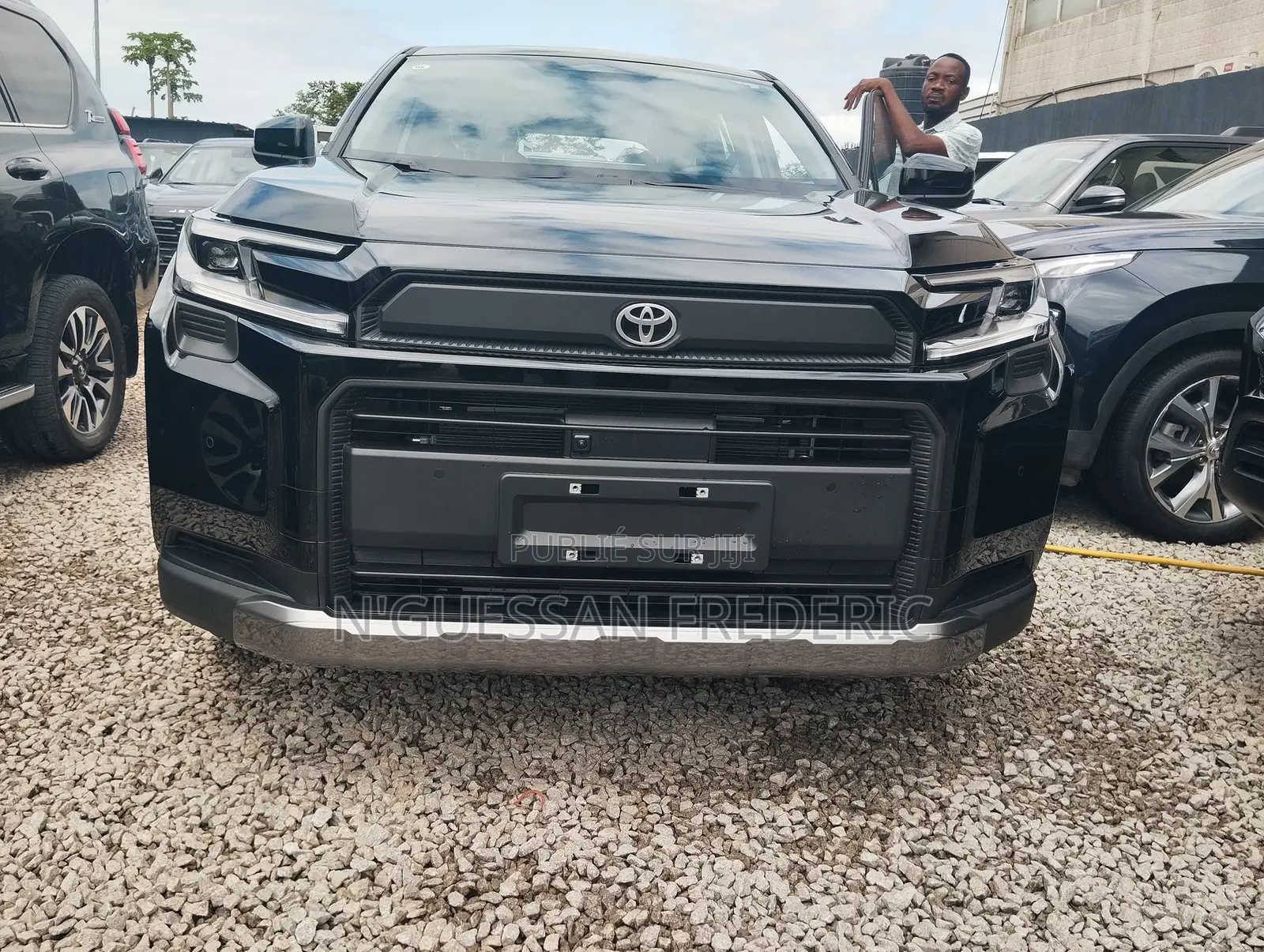 Nouveau Toyota RAV4 2026 Noir