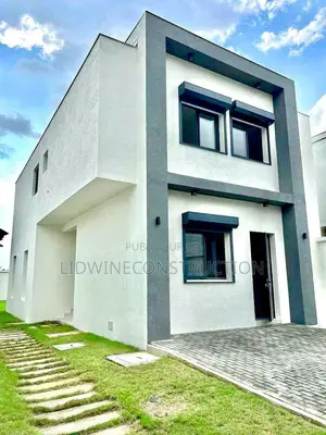 3chbre Duplex dans Cocody à Louer
