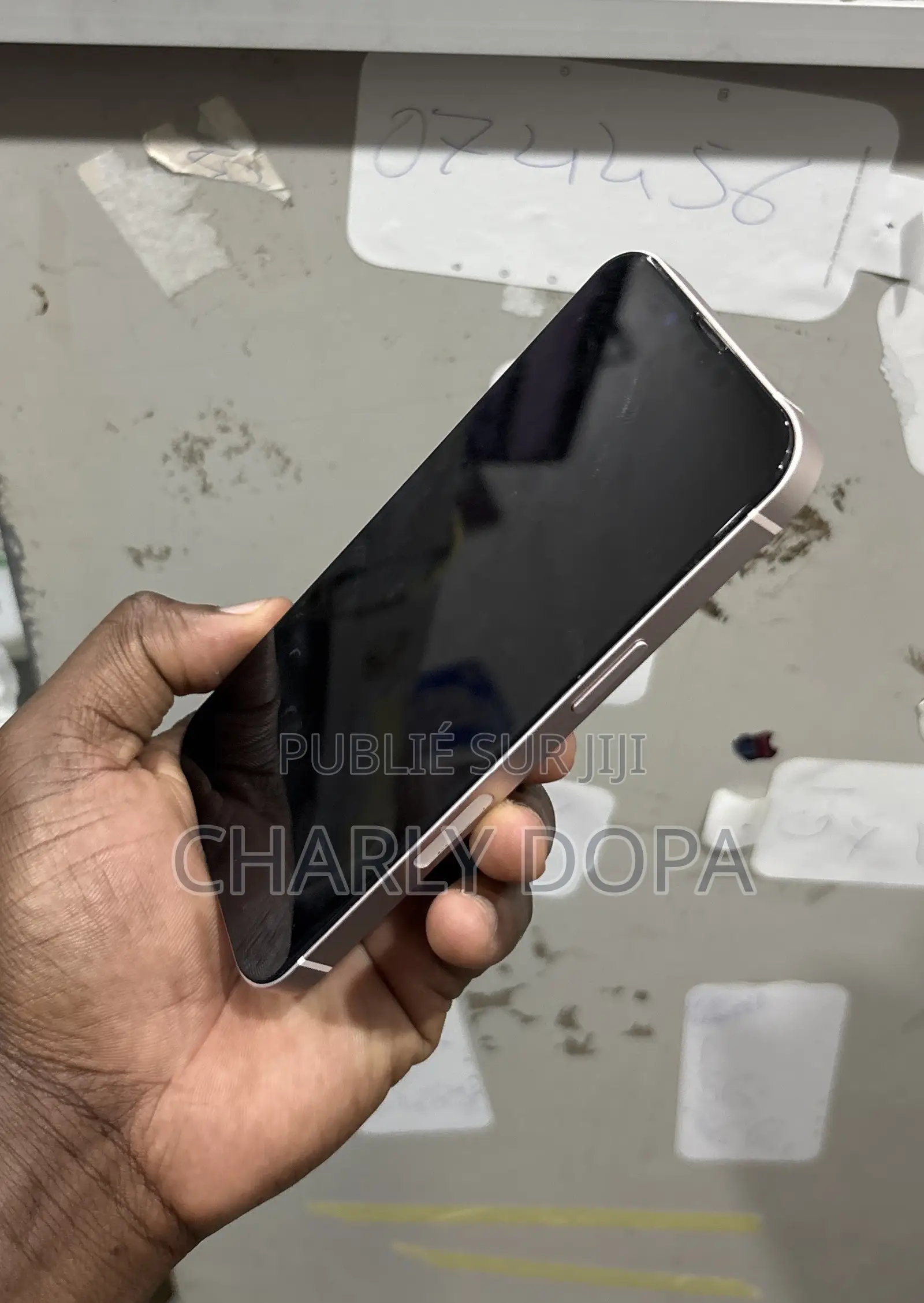 Pomme iPhone 13 128 GB Rose