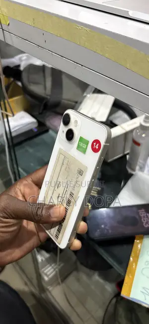 Pomme iPhone 14 128 GB Blanc