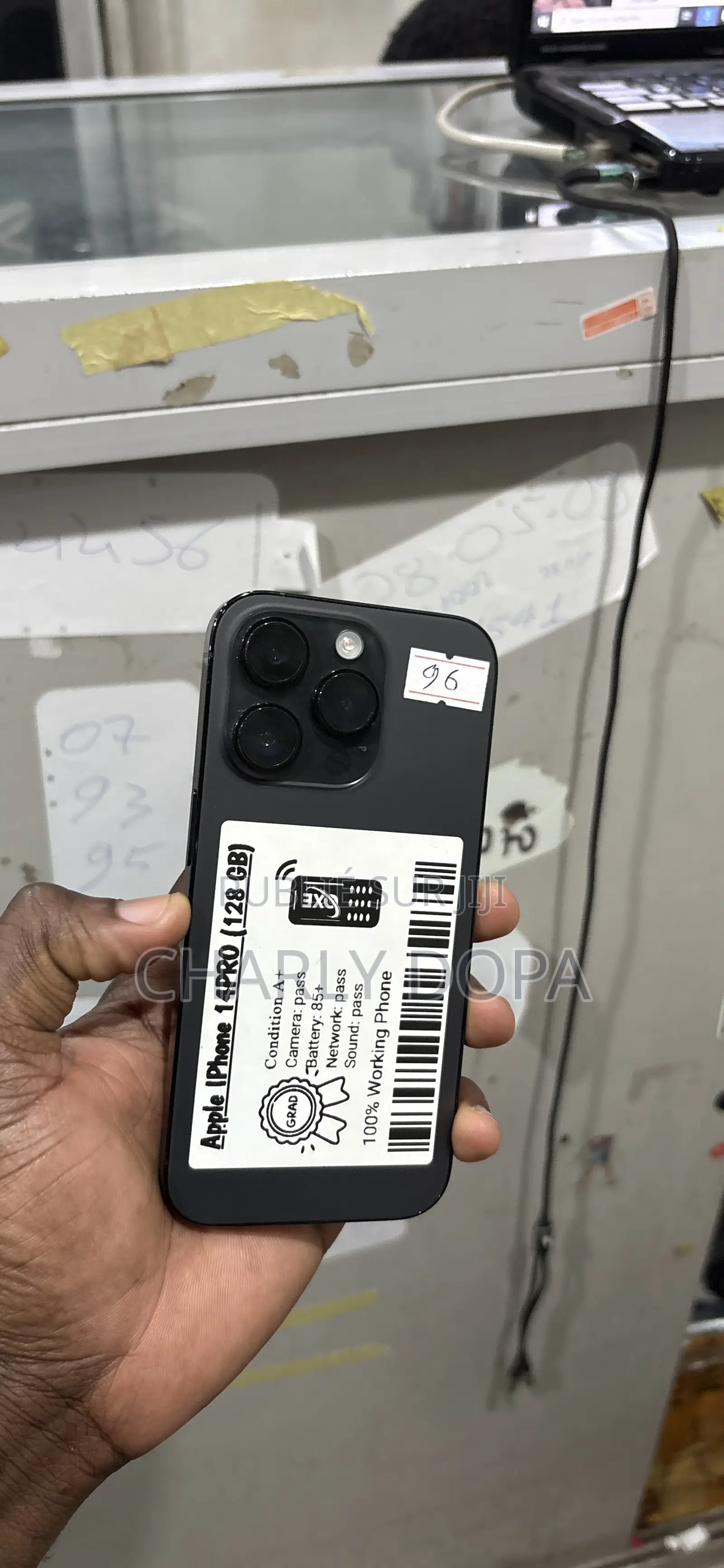 Pomme iPhone 14 Pro 128 GB Graphite
