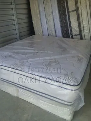 Matelas Disponible