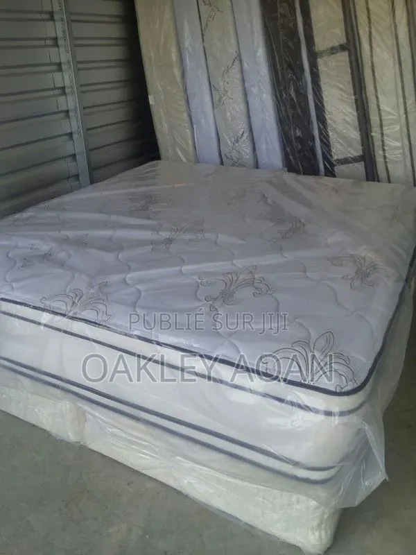 Matelas Disponible