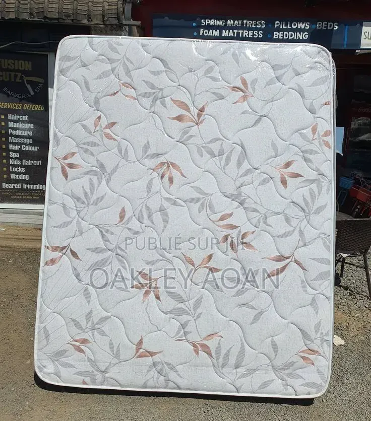 Matelas Disponible