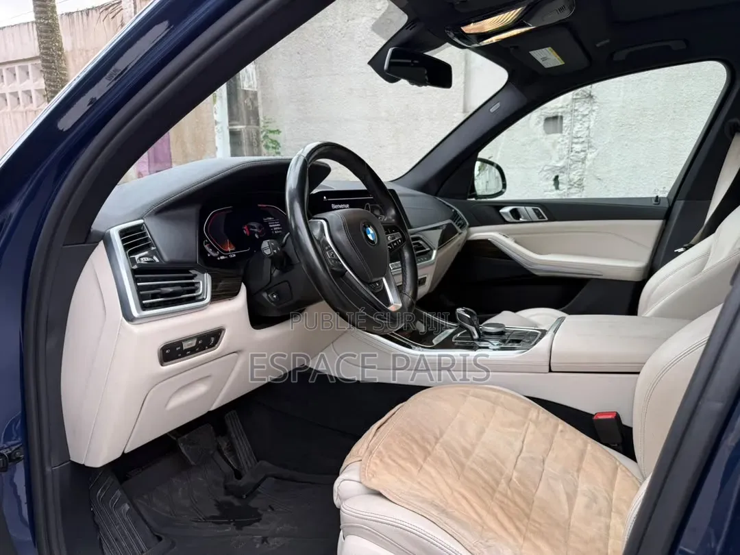 Nouveau BMW X5 xDrive40i 2024 Bleu
