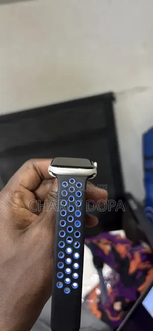 Apple Watch Série 7 45MM Aluminium 45MM