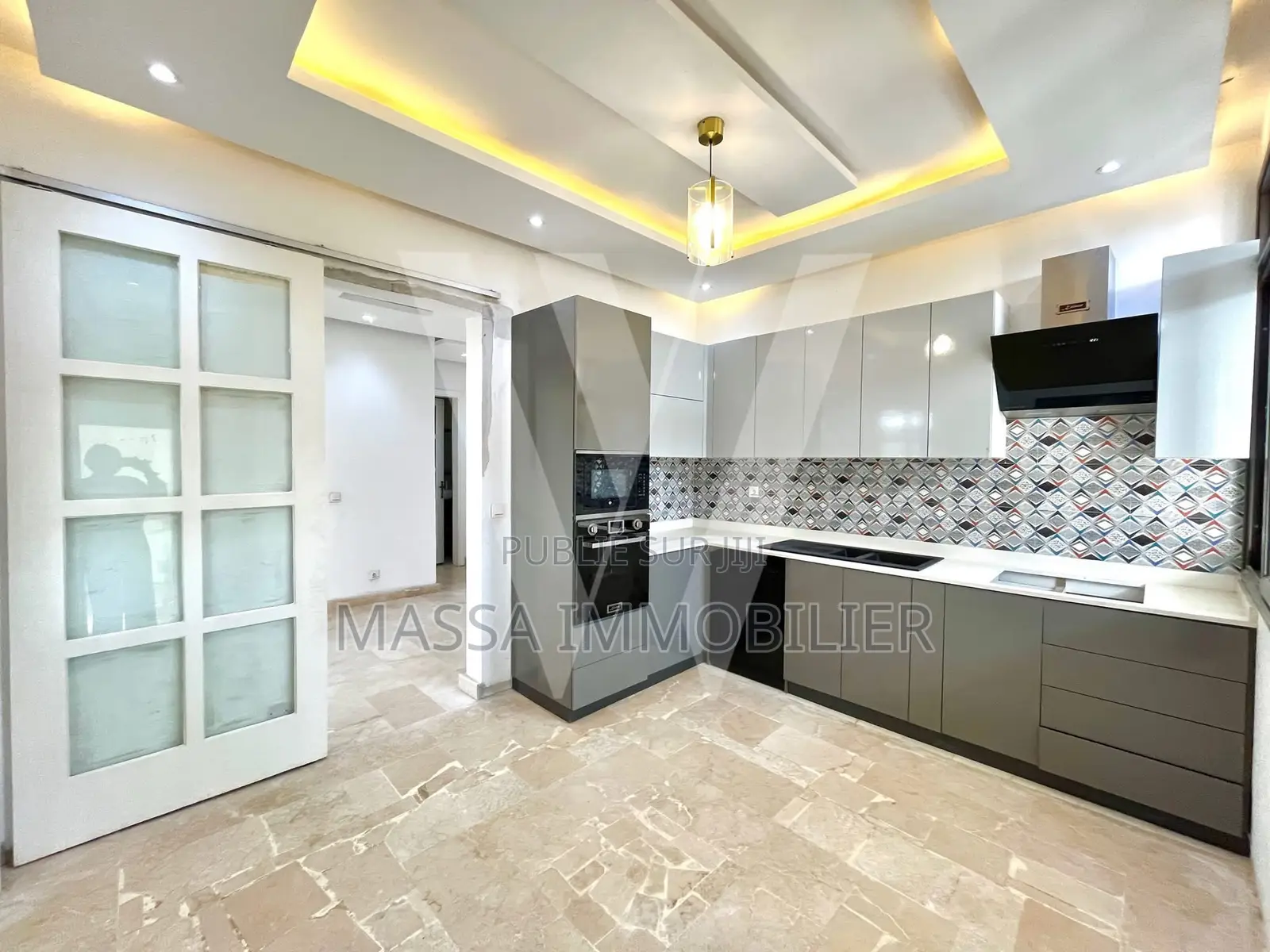 3chbre Appartement dans Massa Immobilier, Cocody à Louer