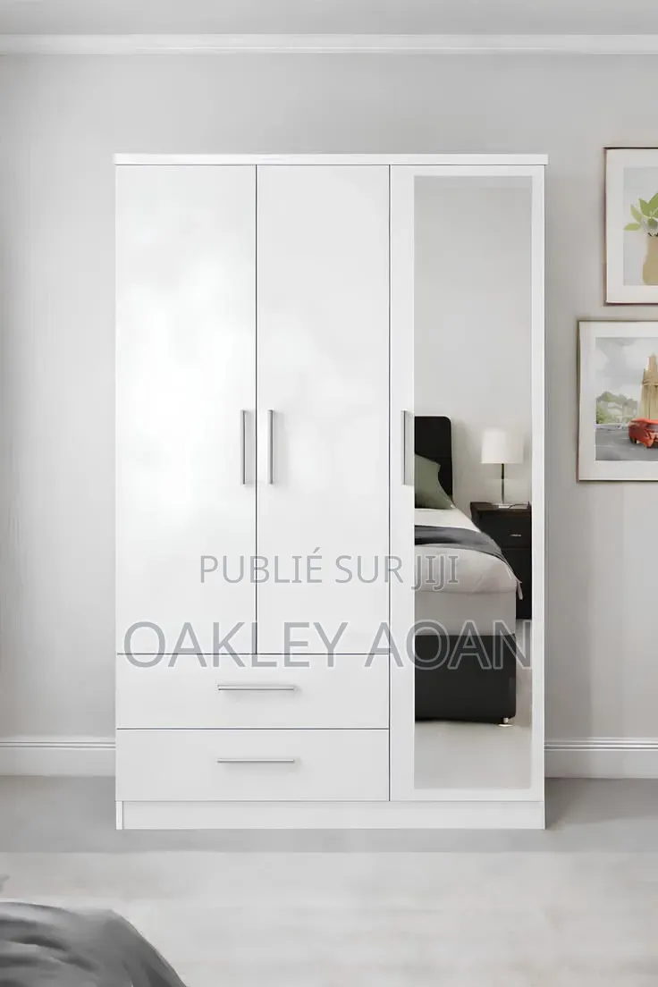 Armoire Disponible