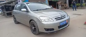Toyota Corolla 2004 Gris