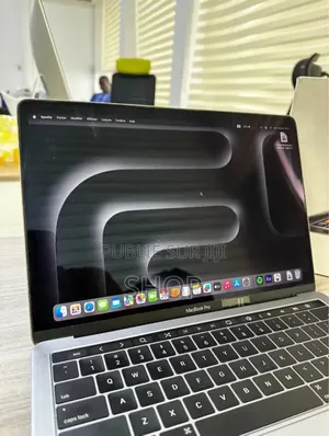 Nouveau Metabox Prime-X P775TM-G 256GB Apple M1 Max HDD 6T