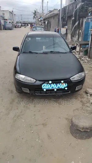 Mitsubishi Colt 2004 Noir