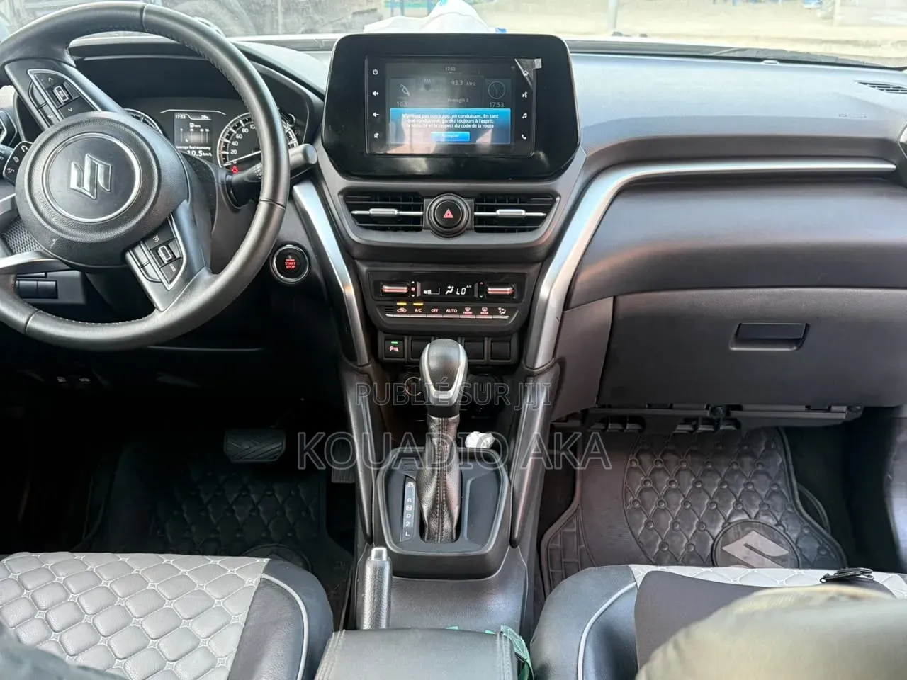Suzuki Grand Vitara 2024 Gris