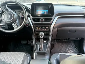 Suzuki Grand Vitara 2024 Gris