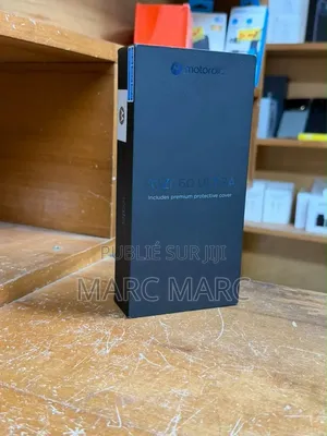 Nouveau Motorola Razr 60 Ultra 512 GB Vert