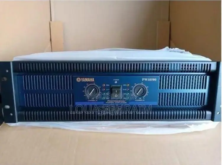 Amplificateur Yamaha PW 10500