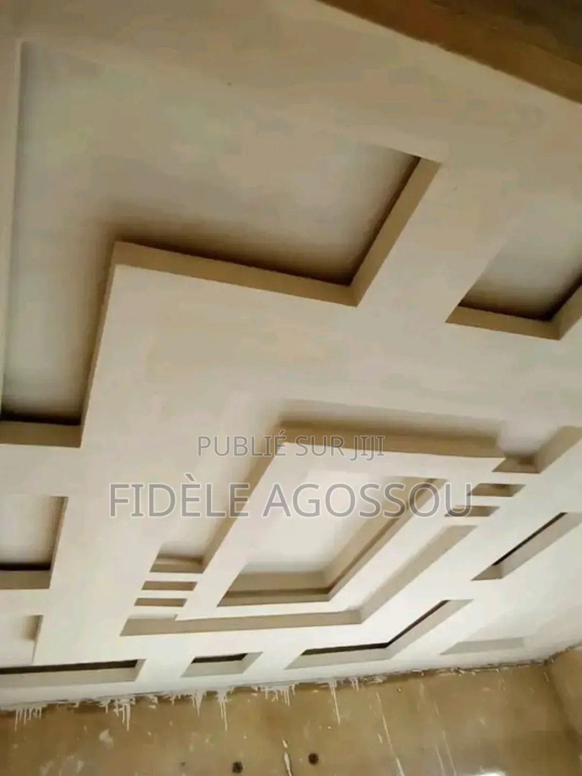 Décorations d'Intérieur en Staff Professionnel