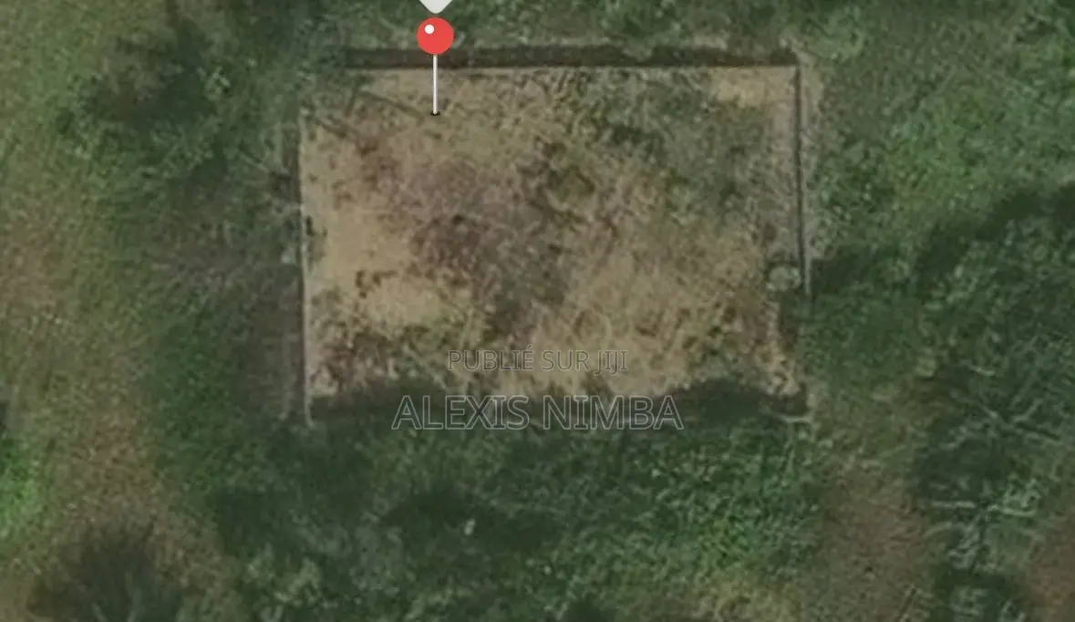 En Vente Terrain 633m2 Avec Acd Sur Terre Ferme Bordure Lac Brakré