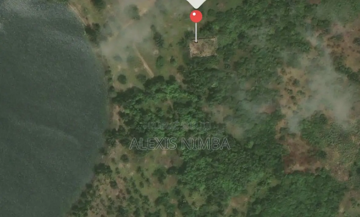 En Vente Terrain 633m2 Avec Acd Sur Terre Ferme Bordure Lac Brakré