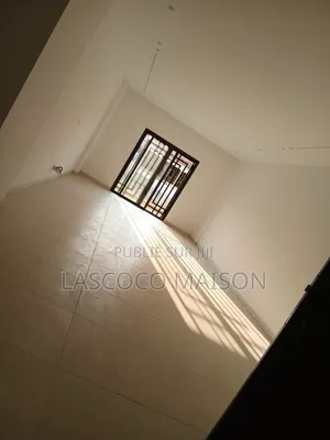 3chbre Appartement dans Lascoco Maison, Cocody à Louer