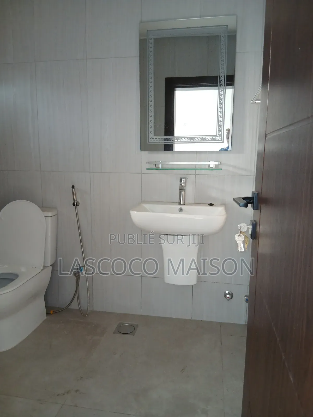 3chbre Appartement dans Lascoco Maison, Cocody à Louer