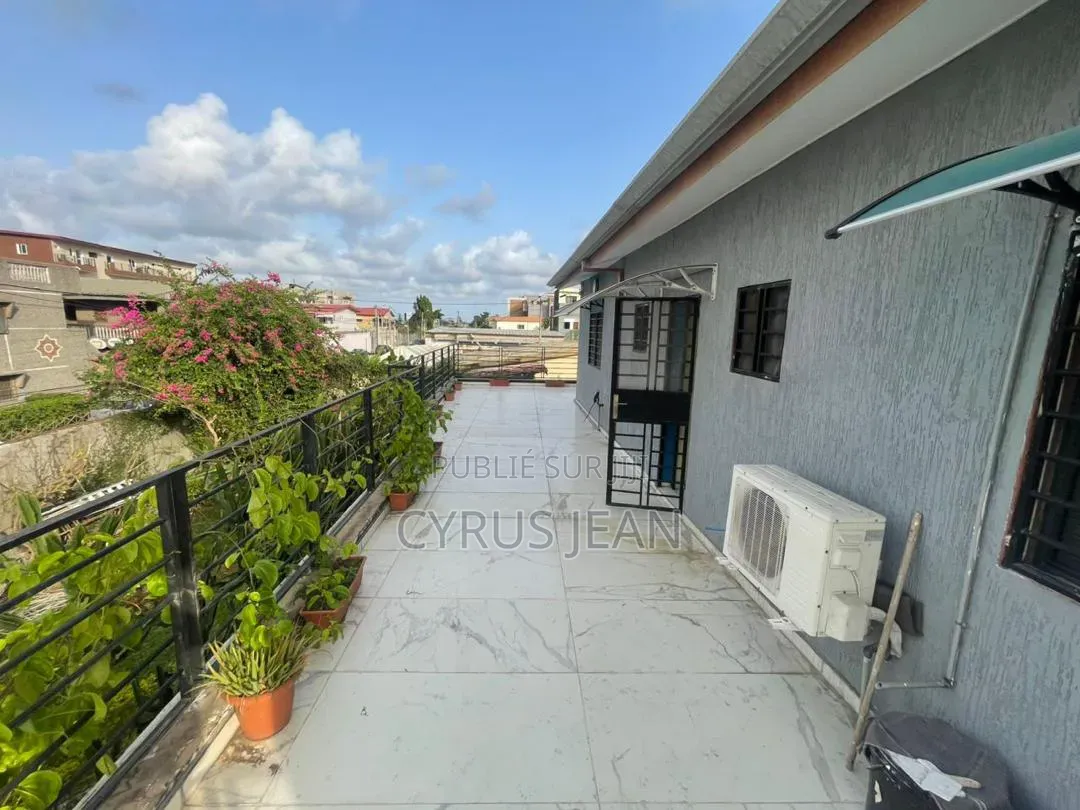 4chbre Villa dans Mona Immobilier, Cocody à Louer