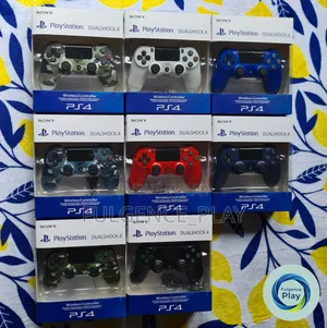Manette PS4 Nouvelle Dans Carton