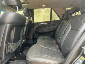 Mercedes-Benz M Class ML350 4MATIC 4dr SUV AWD (3.5L 6cyl 7A) 2015 Noir