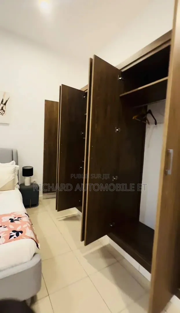 Meublé 3chbre Maison dans 2 Maisons Basse, Jacqueville à Vendre