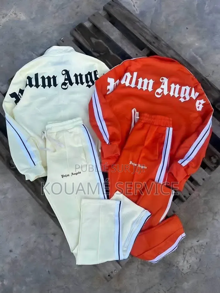 Vêtements À Bon Prix