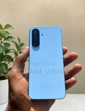 Nouveau Samsung Galaxy A17 5G 256 GB Bleu