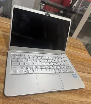 Ordinateur portable Samsung NP300E4V 16GB Intel Core i7 SSD 256GB
