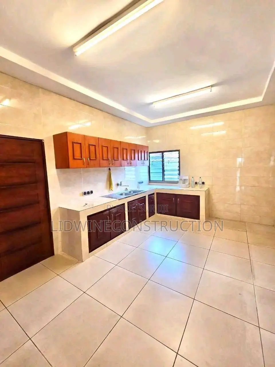 4chbre Duplex dans Cocody à Louer