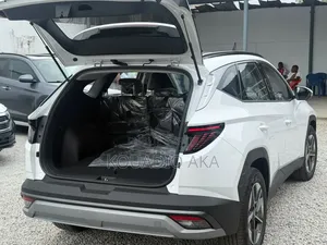 Hyundai Tucson SE AWD 2025 Blanc