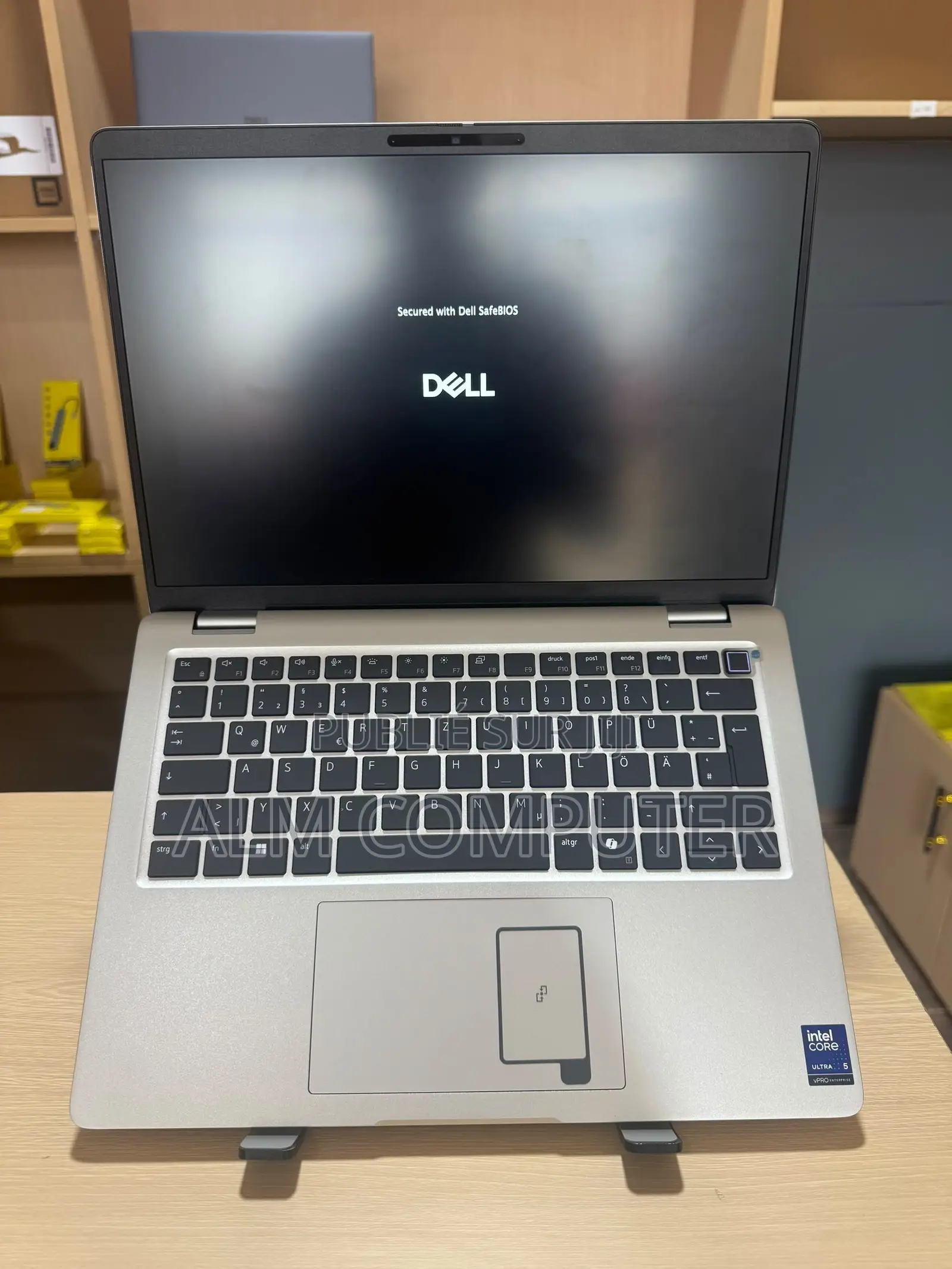 Nouveau Dell Pro 14 16GB Intel Core Ultra 5 SSD 512GB