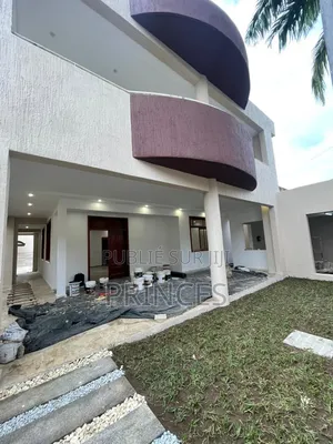 4chbre Duplex dans Prince Immobilier, Deux Plateaux à Louer